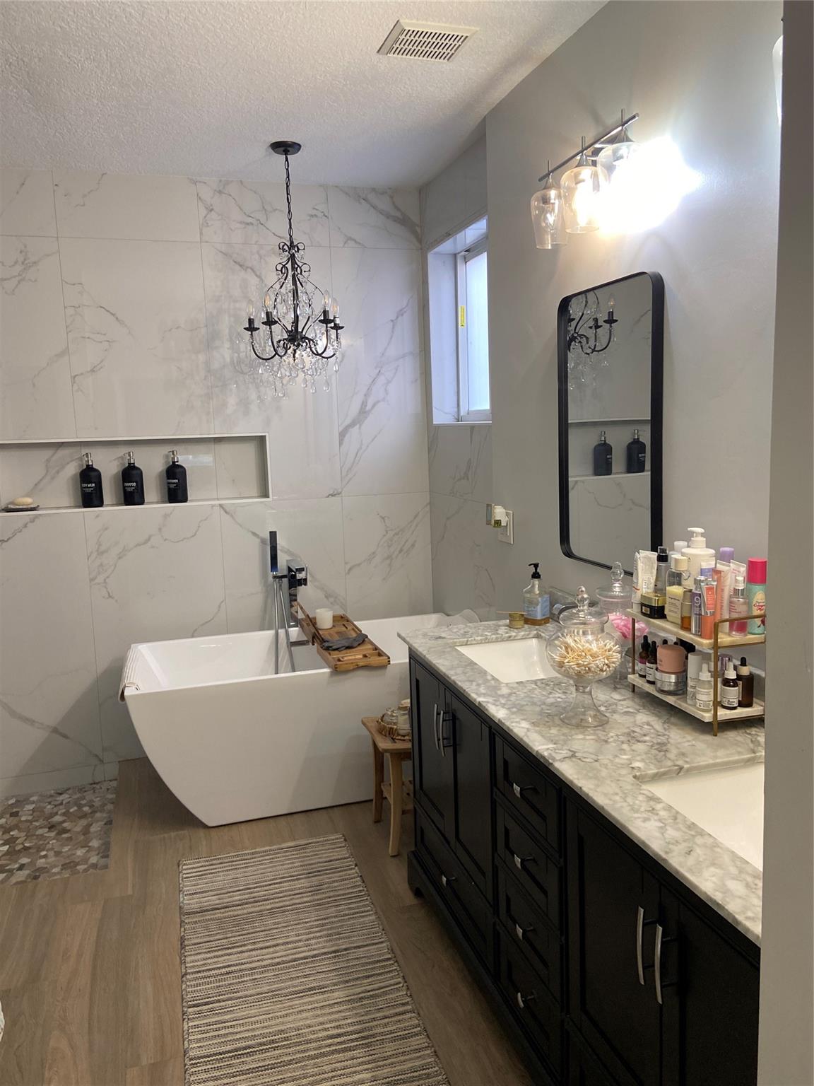 Sport Acres - Residential