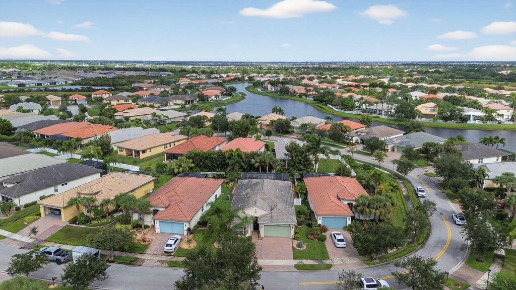 Photo of 11894 SW Crestwood Circle, Port Saint Lucie, FL 34987 (MLS # R11131041)