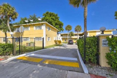 A home in Deerfield Beach