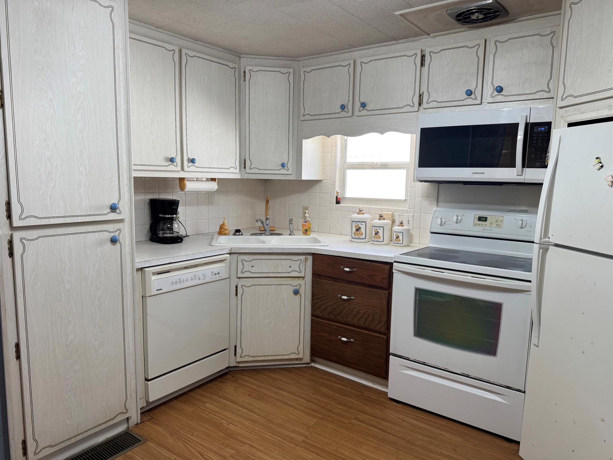 BRINY BREEZES INC - Residential