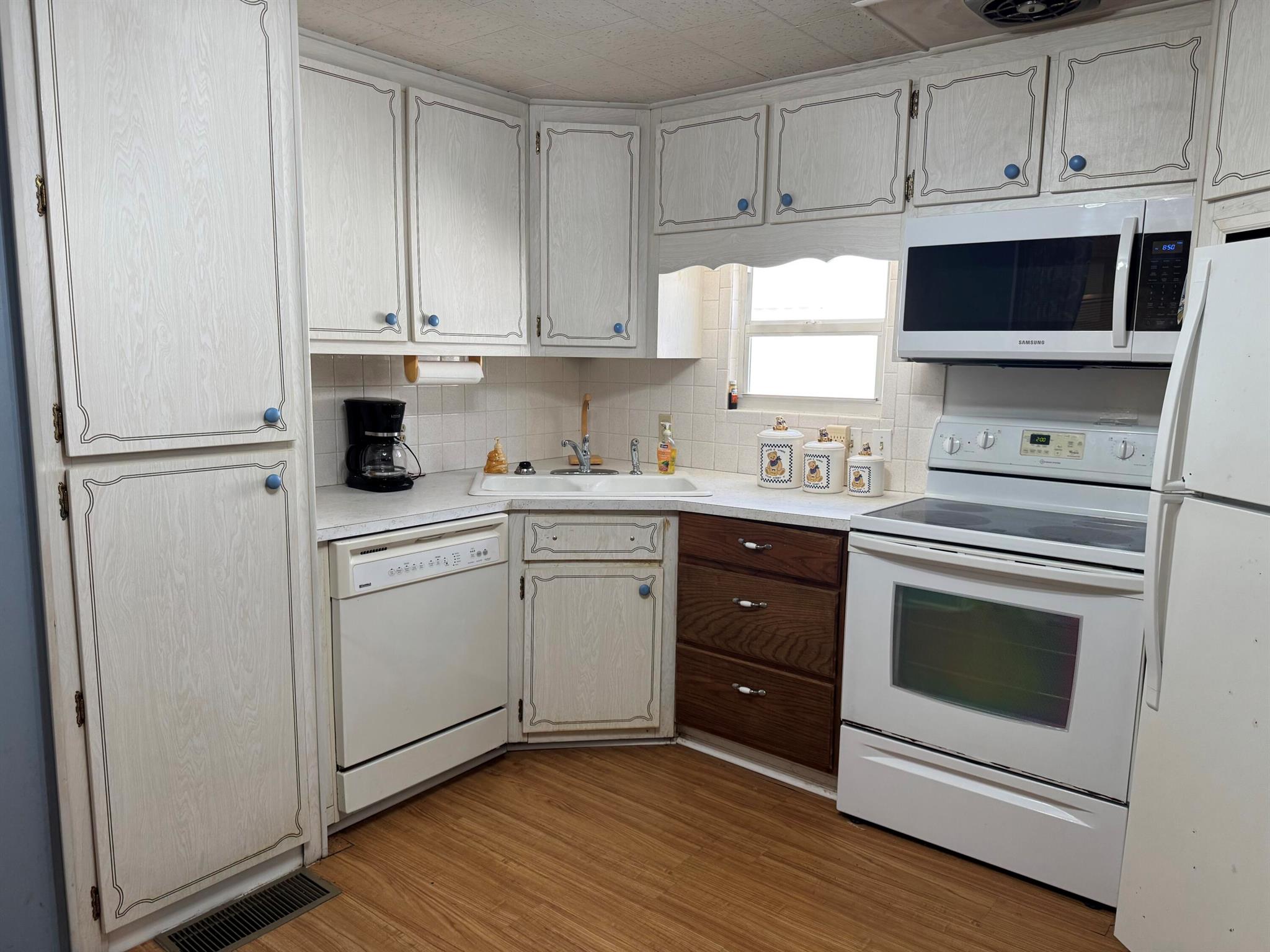 BRINY BREEZES INC - Residential