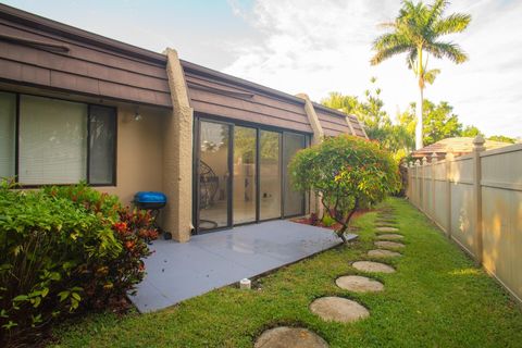 A home in Lake Worth