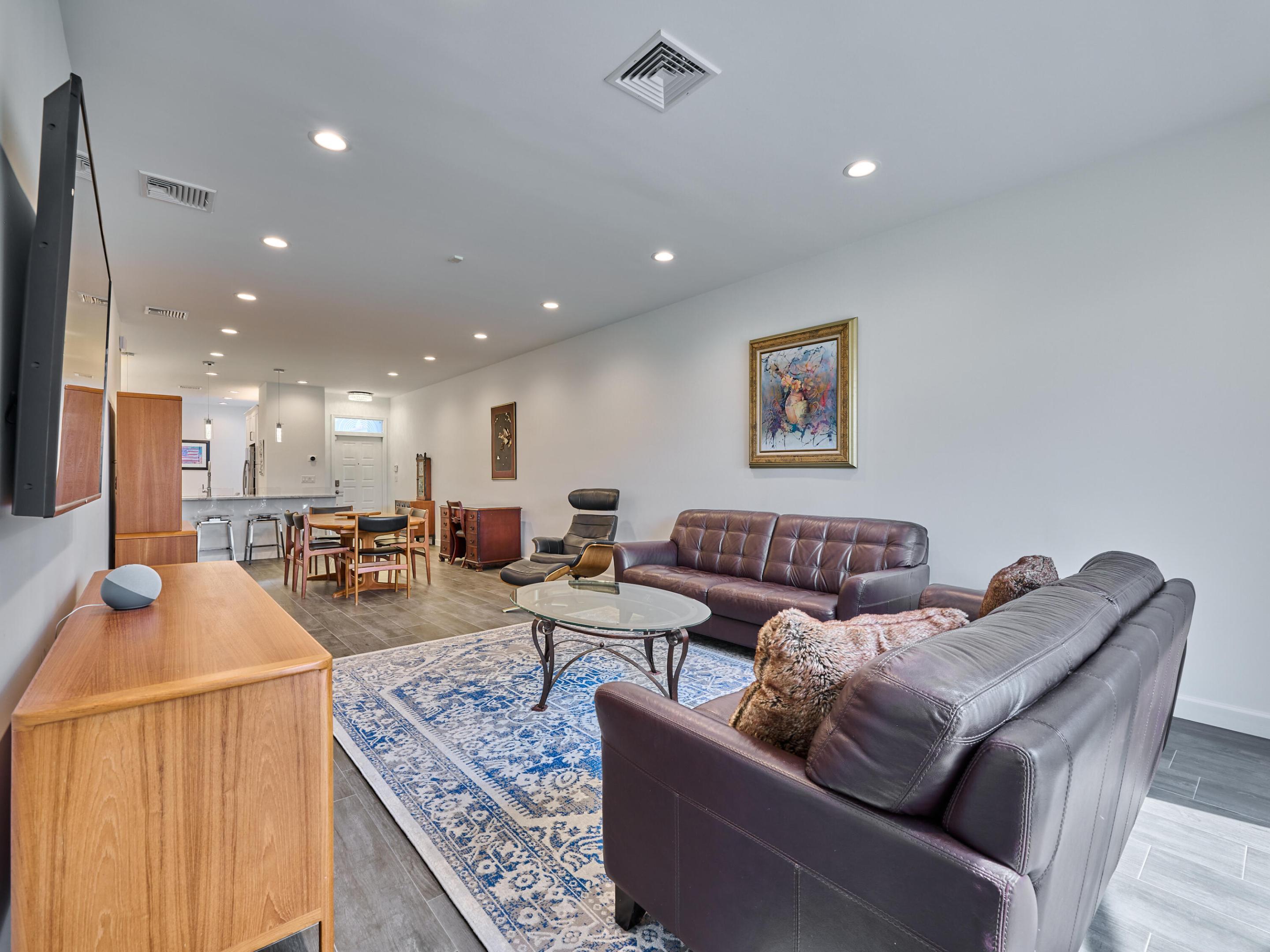 MAJESTIC ISLES 2 - Residential