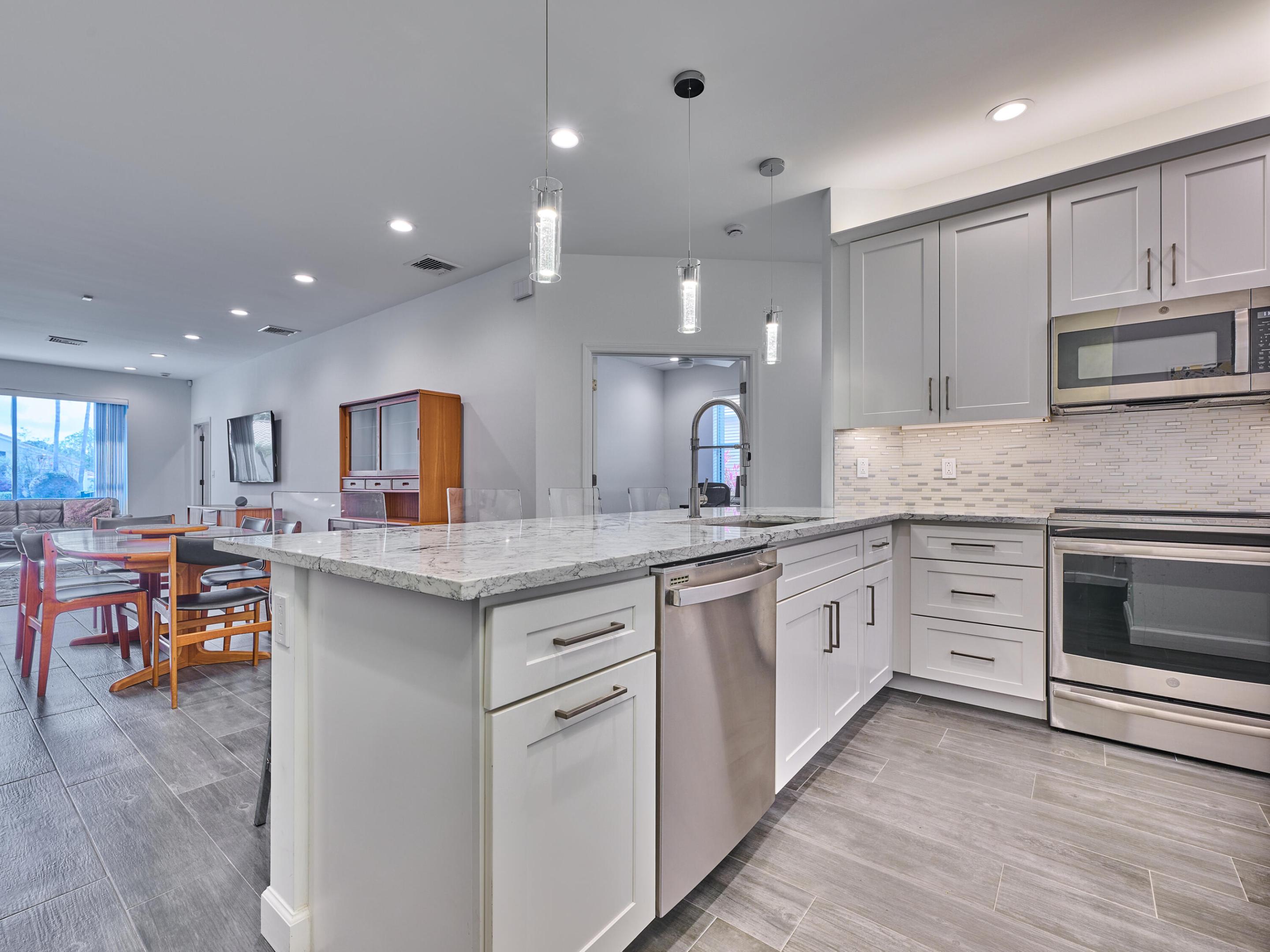 MAJESTIC ISLES 2 - Residential