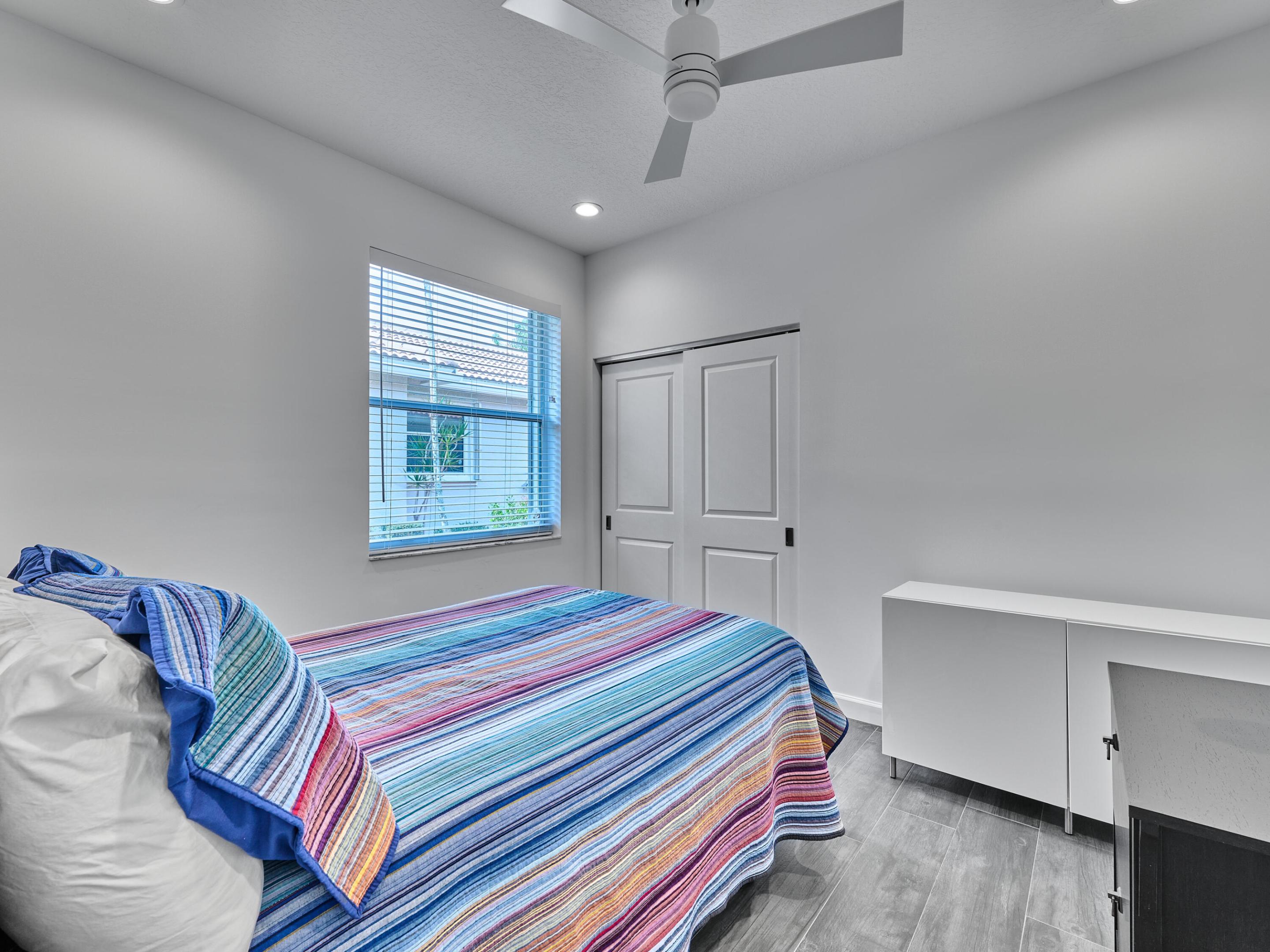 MAJESTIC ISLES 2 - Residential