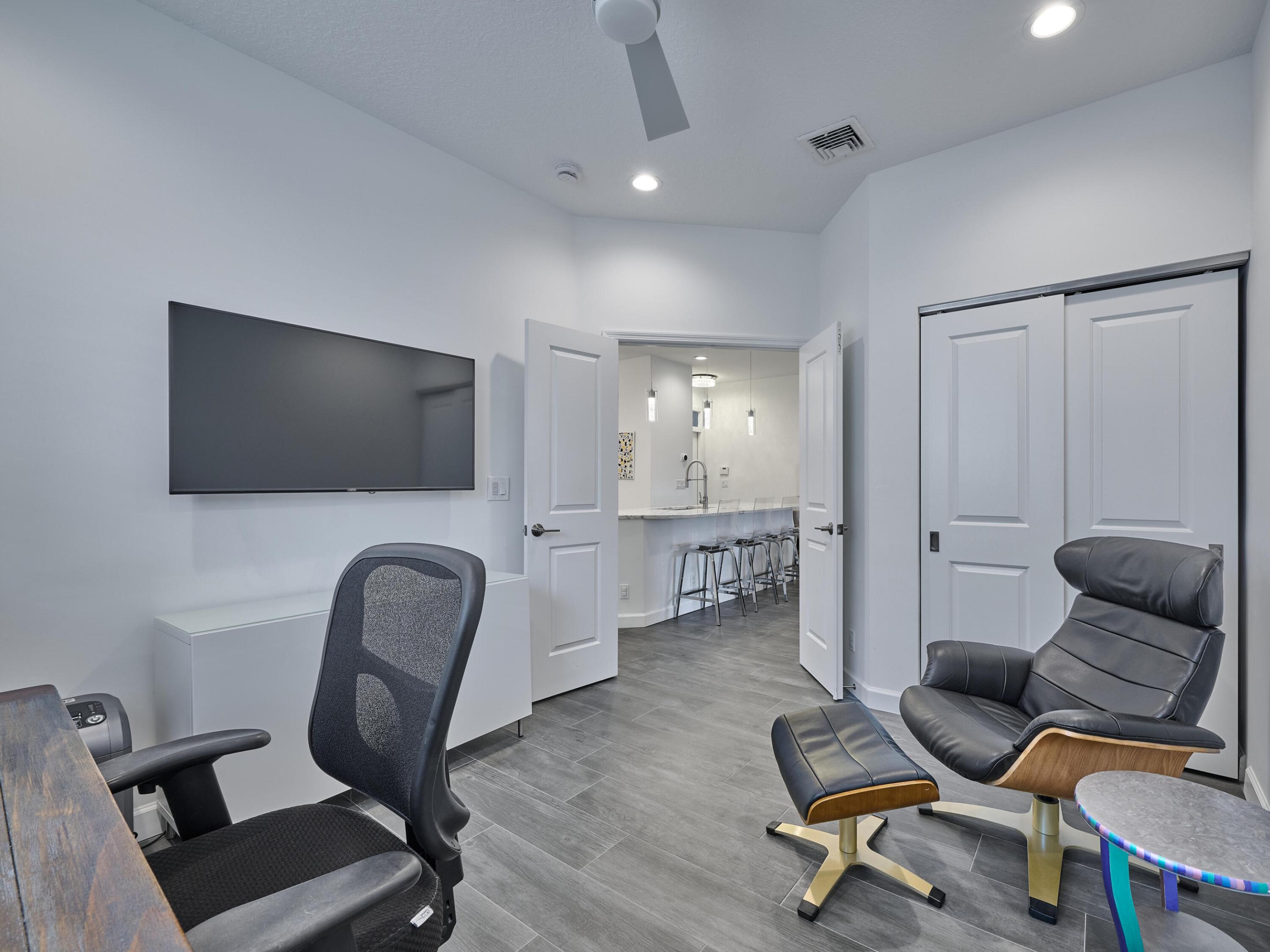 MAJESTIC ISLES 2 - Residential