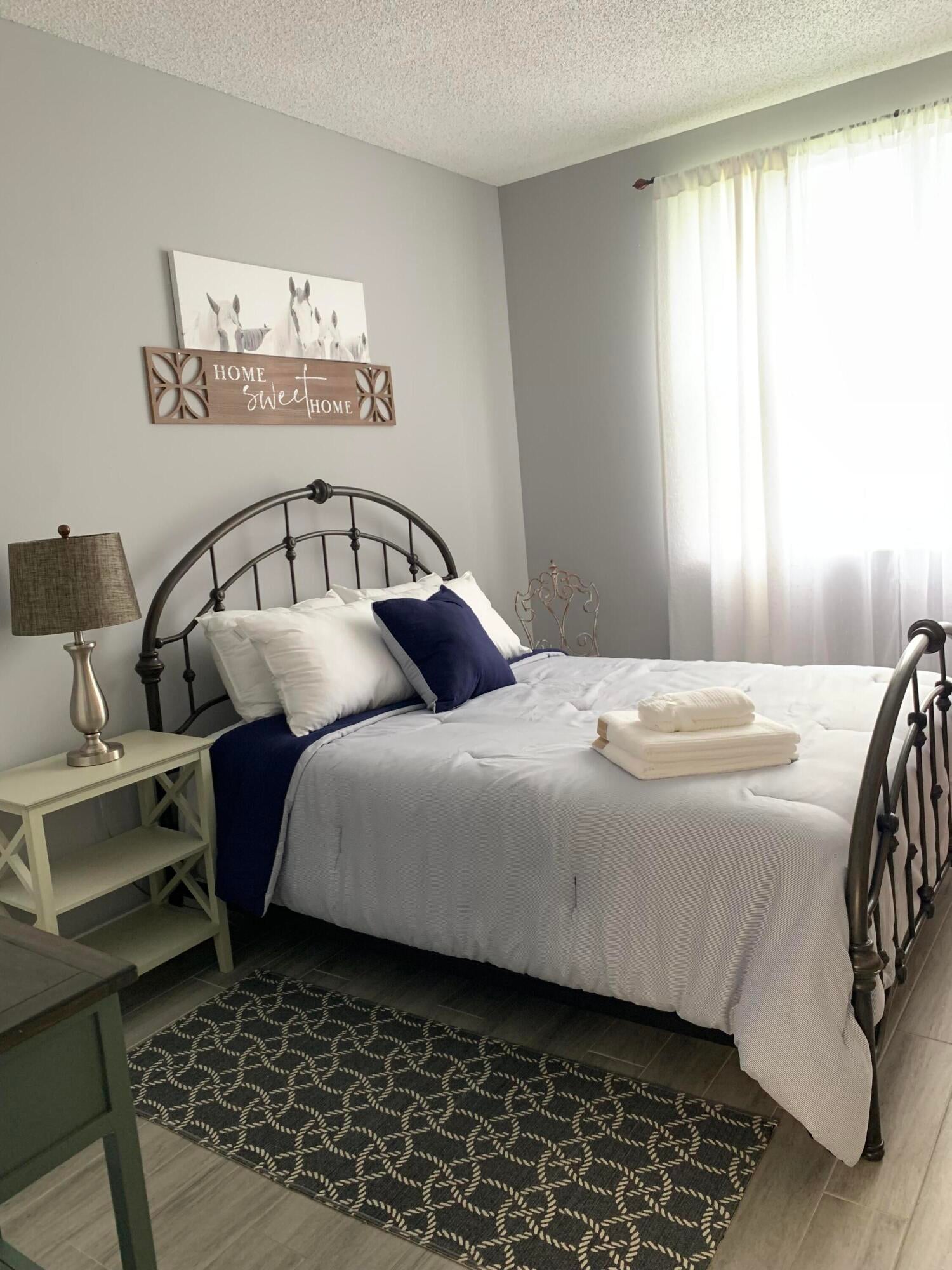 Properties 2040 Greenview Shores Boulevard 211