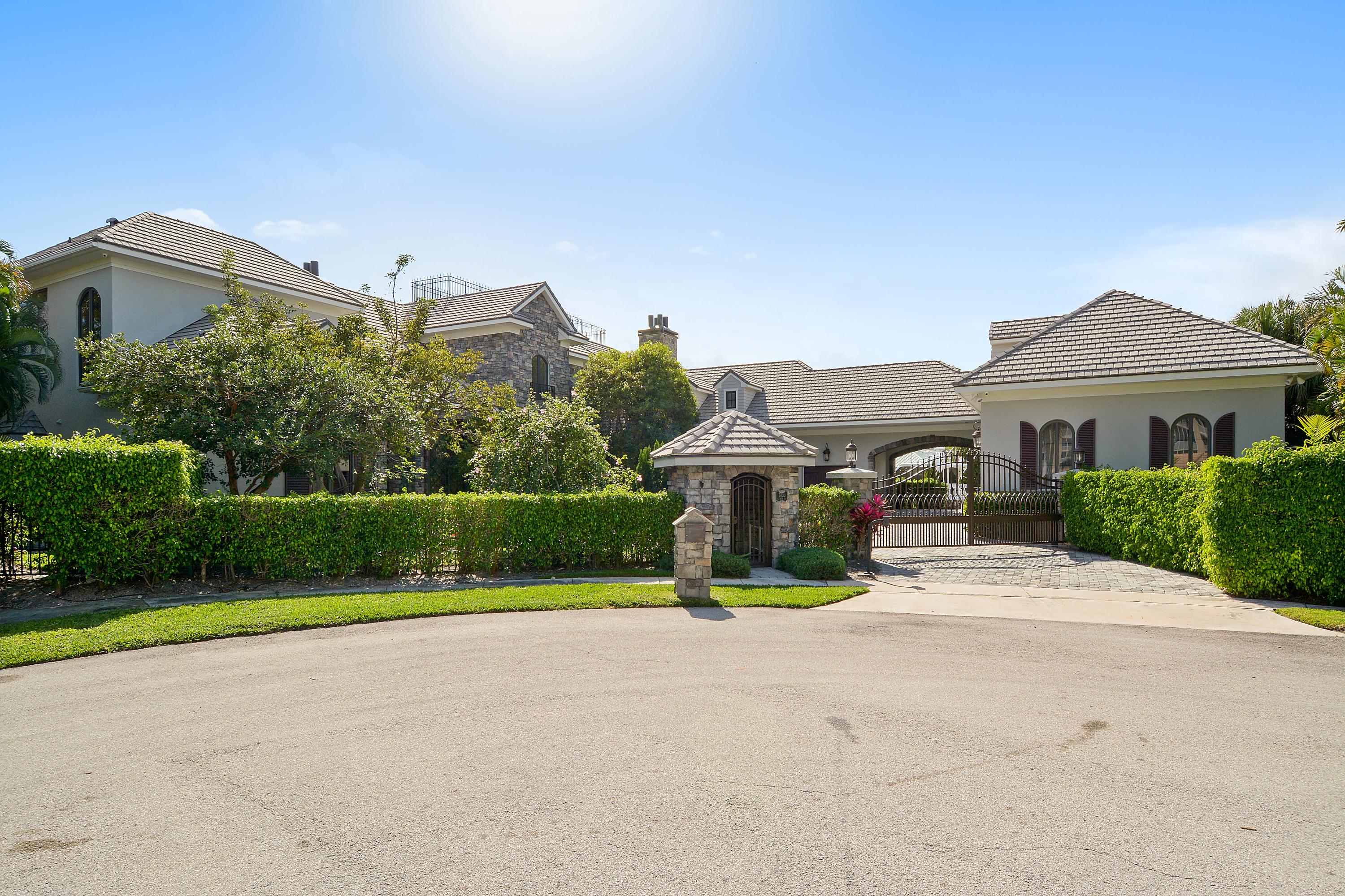 BOCA BAY COLONY - Residential