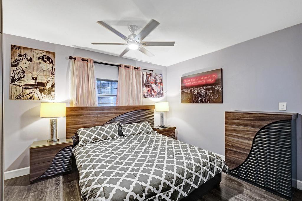 Hollywood 1-21 B - Residential Lease