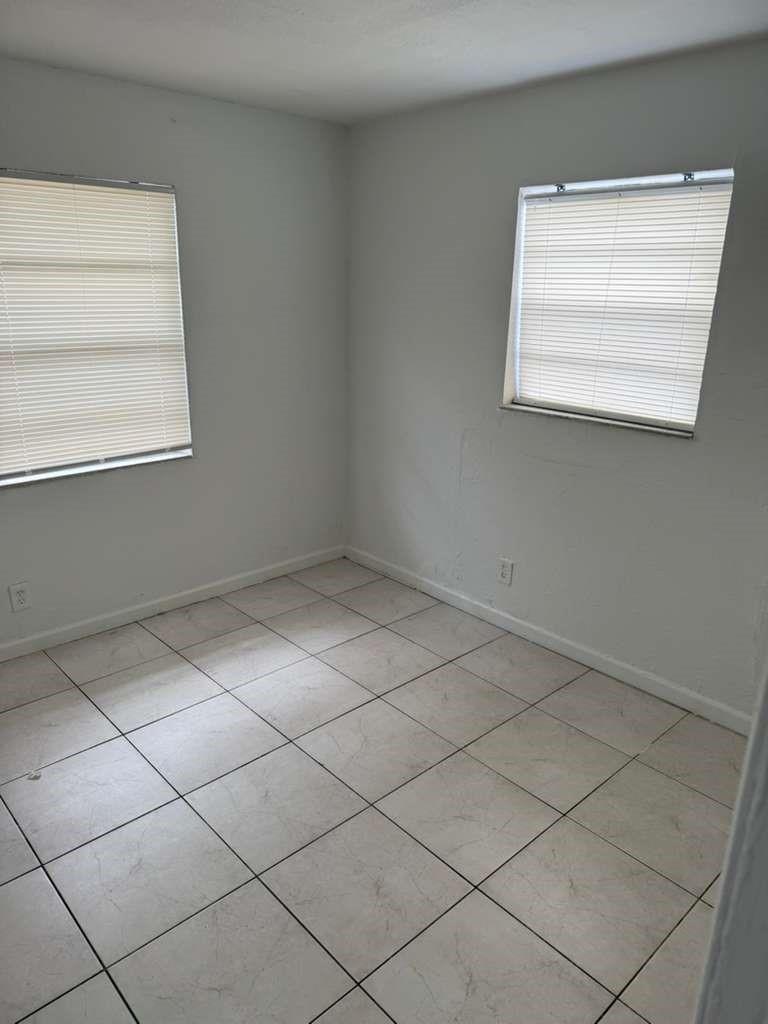 DANETTE - Residential Lease