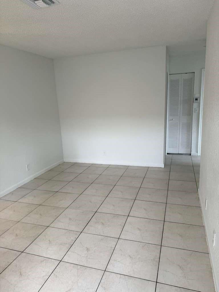 DANETTE - Residential Lease