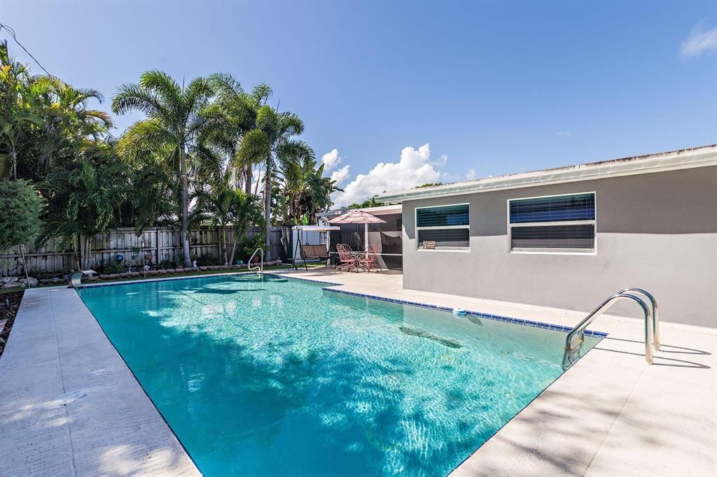 Photo of 4386 Bamboo Drive, Palm Beach Gardens, FL 33410 (MLS # R10834530)