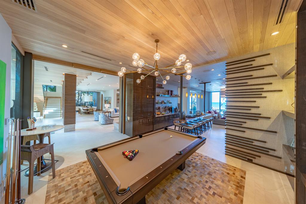 Hillsboro Mile - Residential