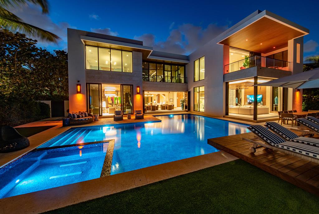 Hillsboro Mile - Residential