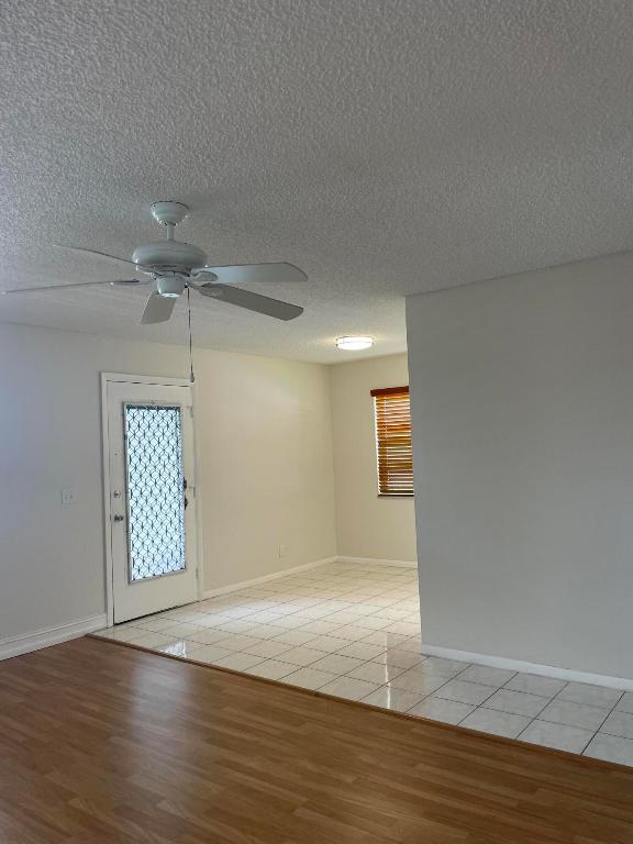 KINGS POINT - Residential Lease