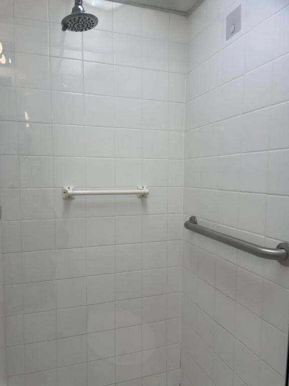 KINGS POINT - Residential Lease