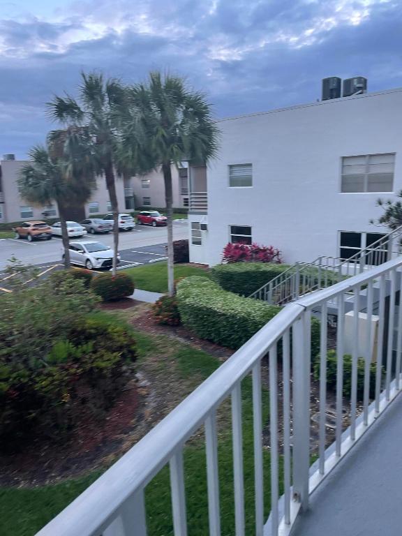 KINGS POINT - Residential Lease