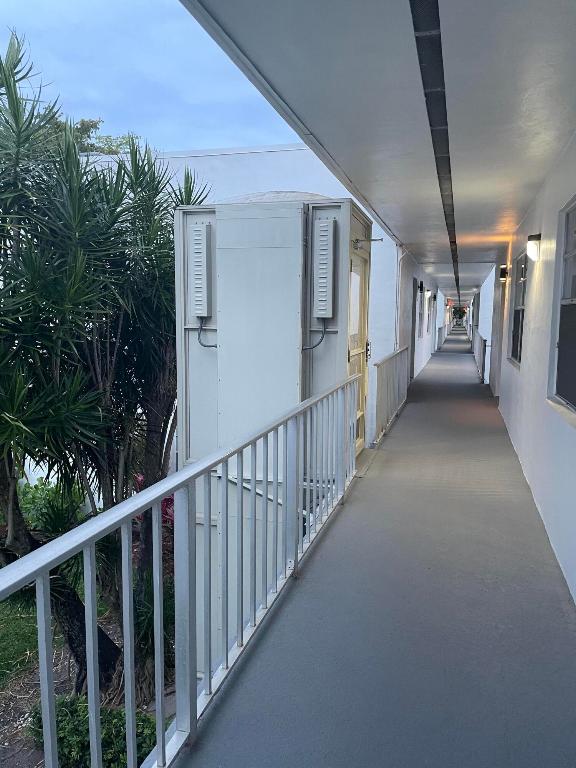 KINGS POINT - Residential Lease