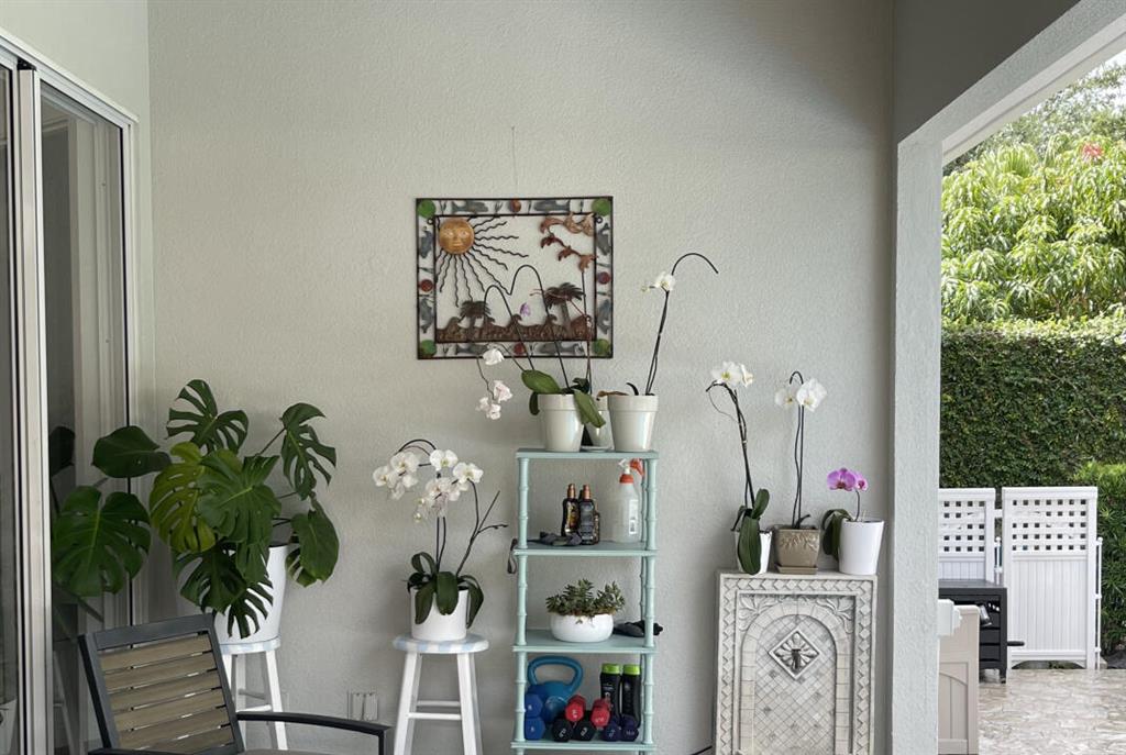 GARDEN OAKS 1 - Residential