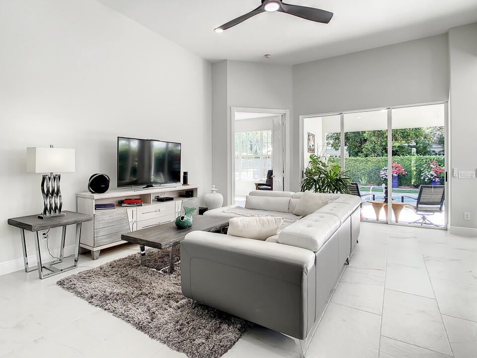 GARDEN OAKS 1 - Residential