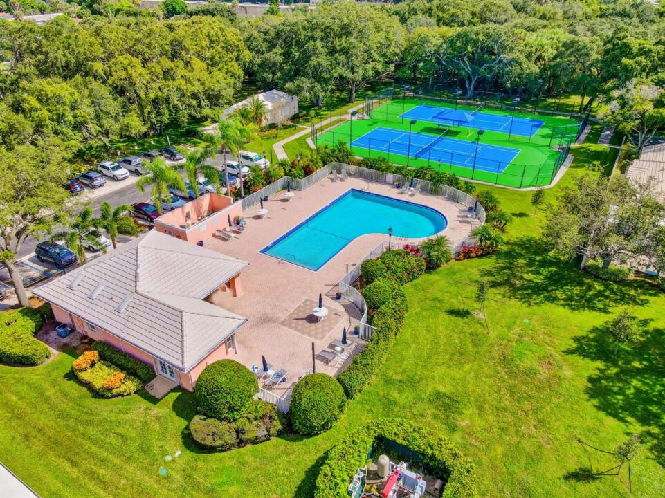 GARDEN OAKS 1 - Residential