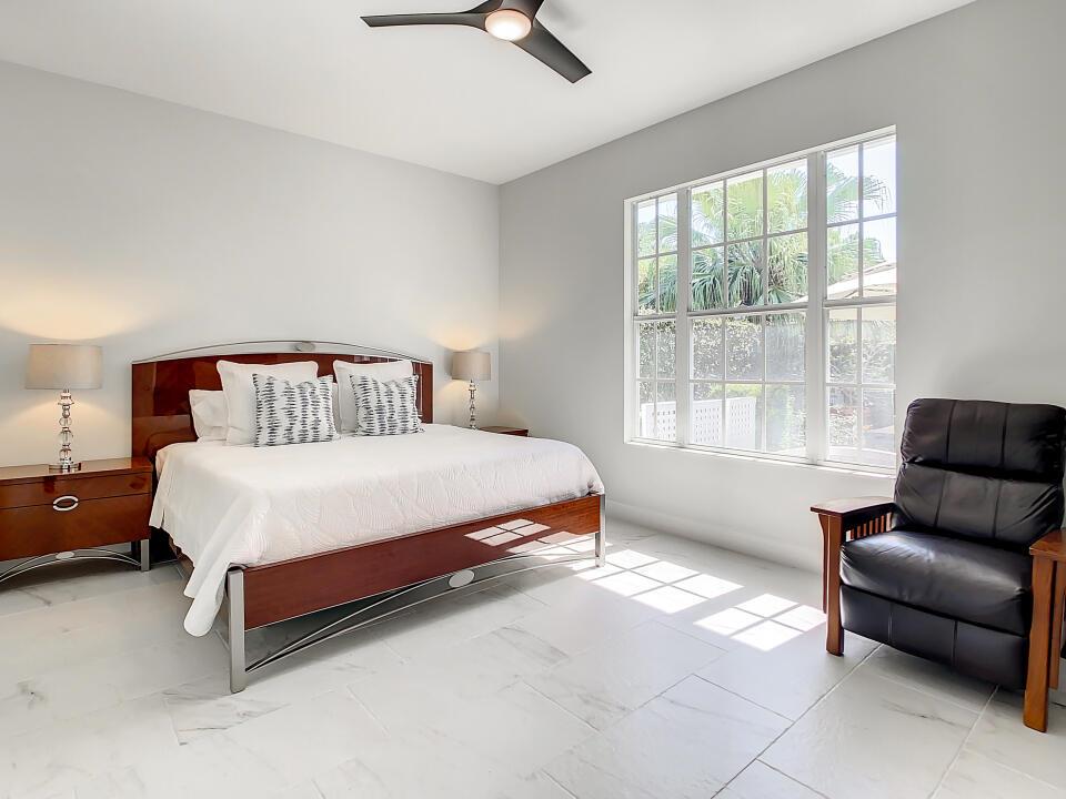 GARDEN OAKS 1 - Residential