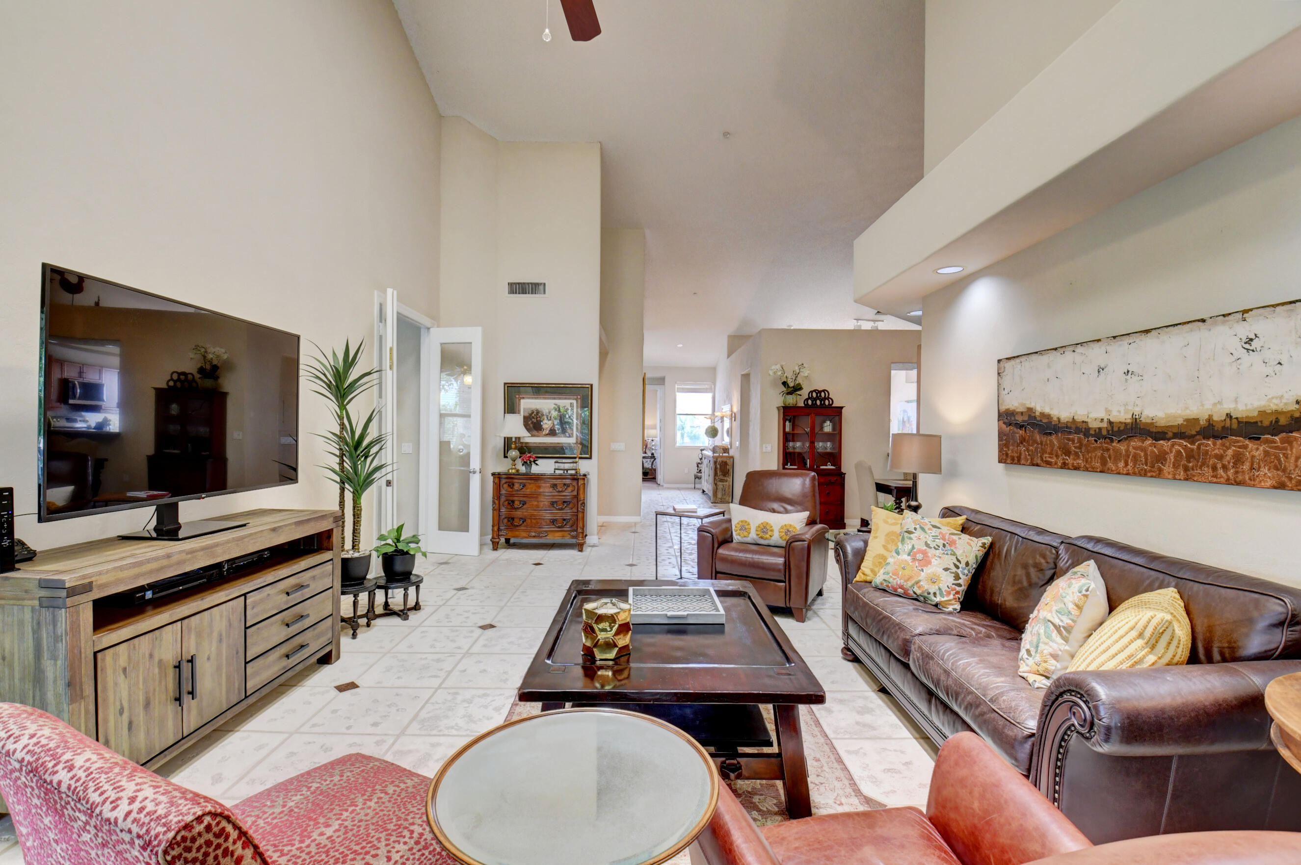 CLUBSIDE POINTE - Residential Lease