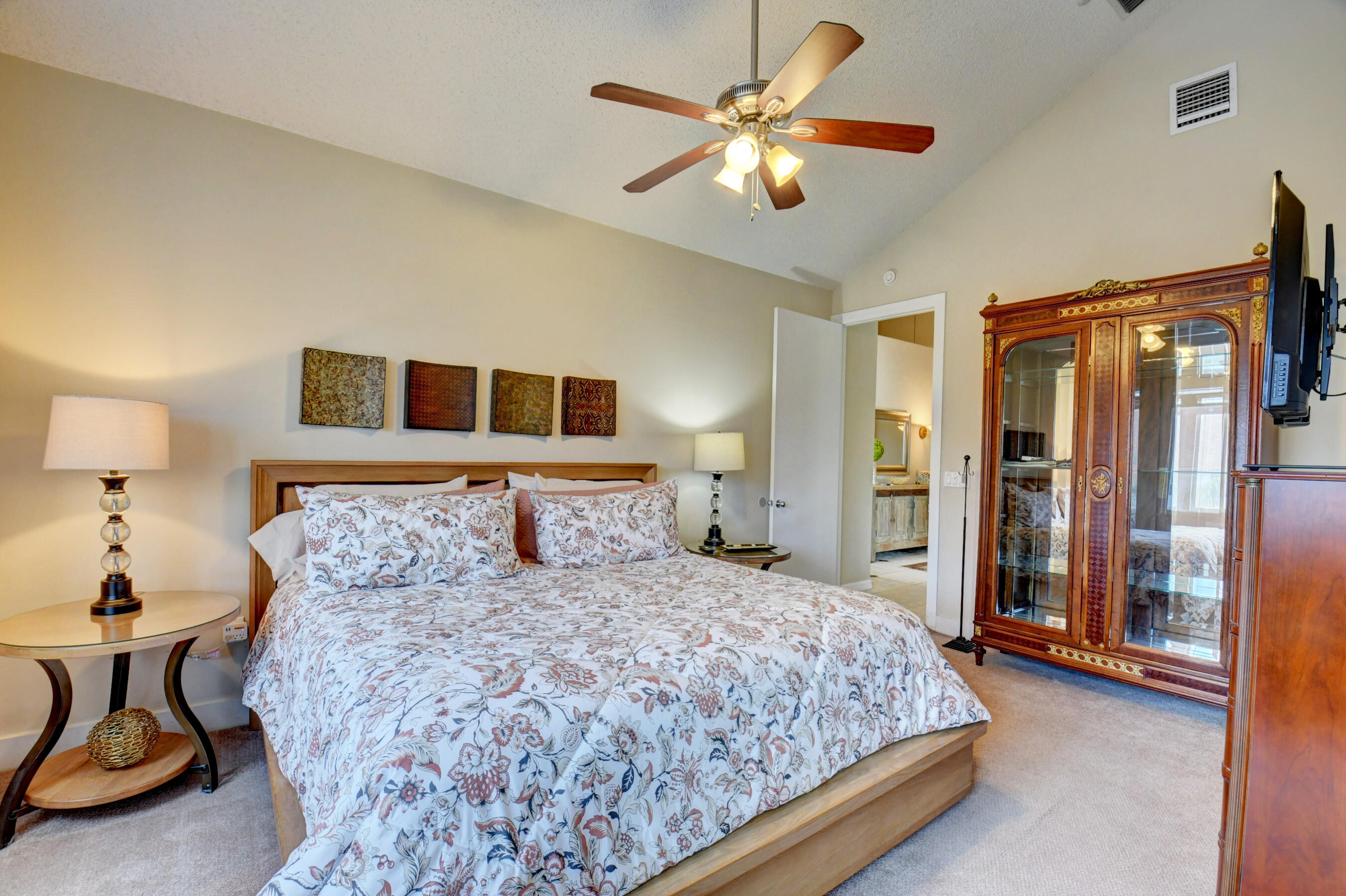 CLUBSIDE POINTE - Residential Lease