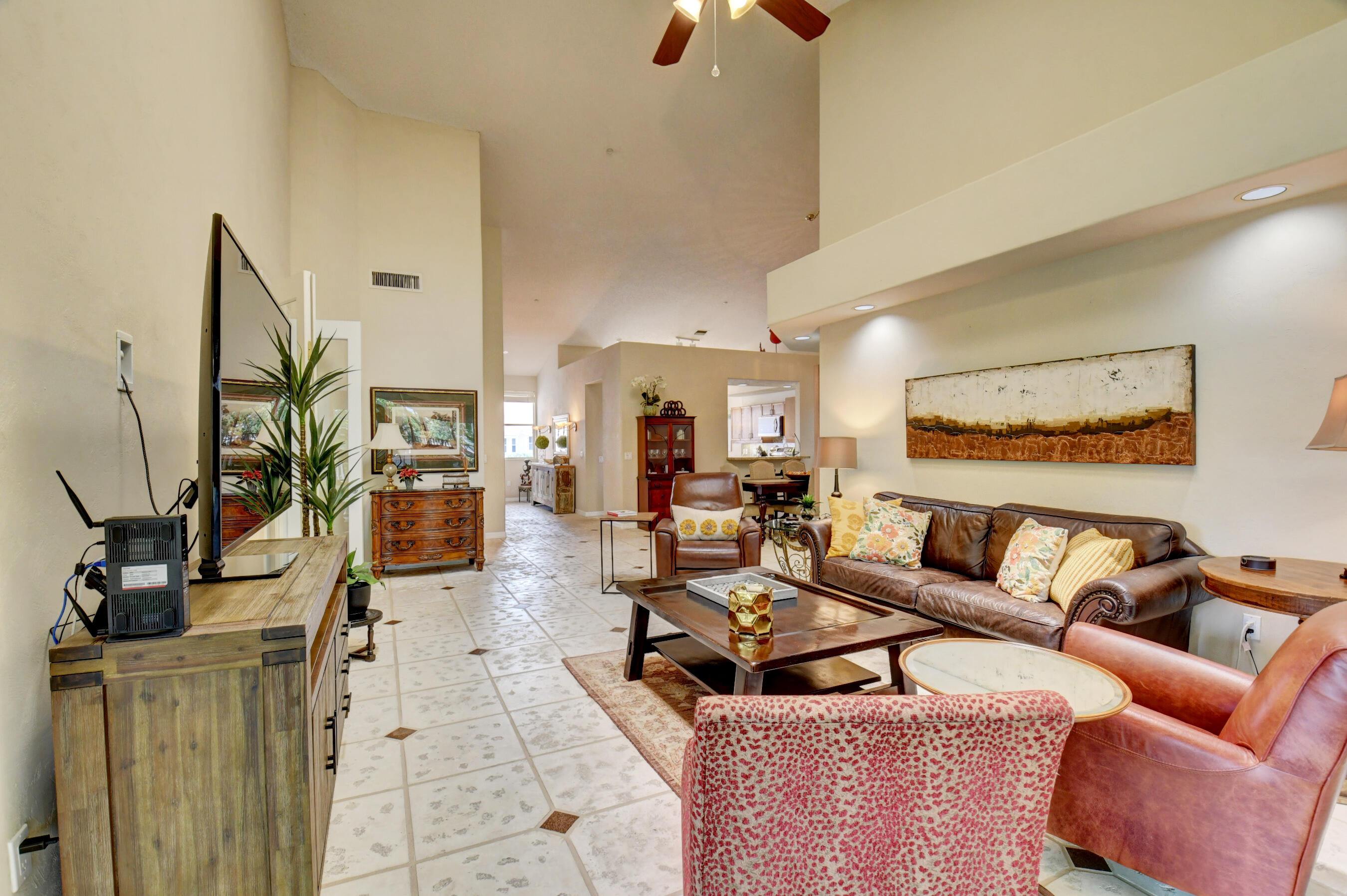 CLUBSIDE POINTE - Residential Lease