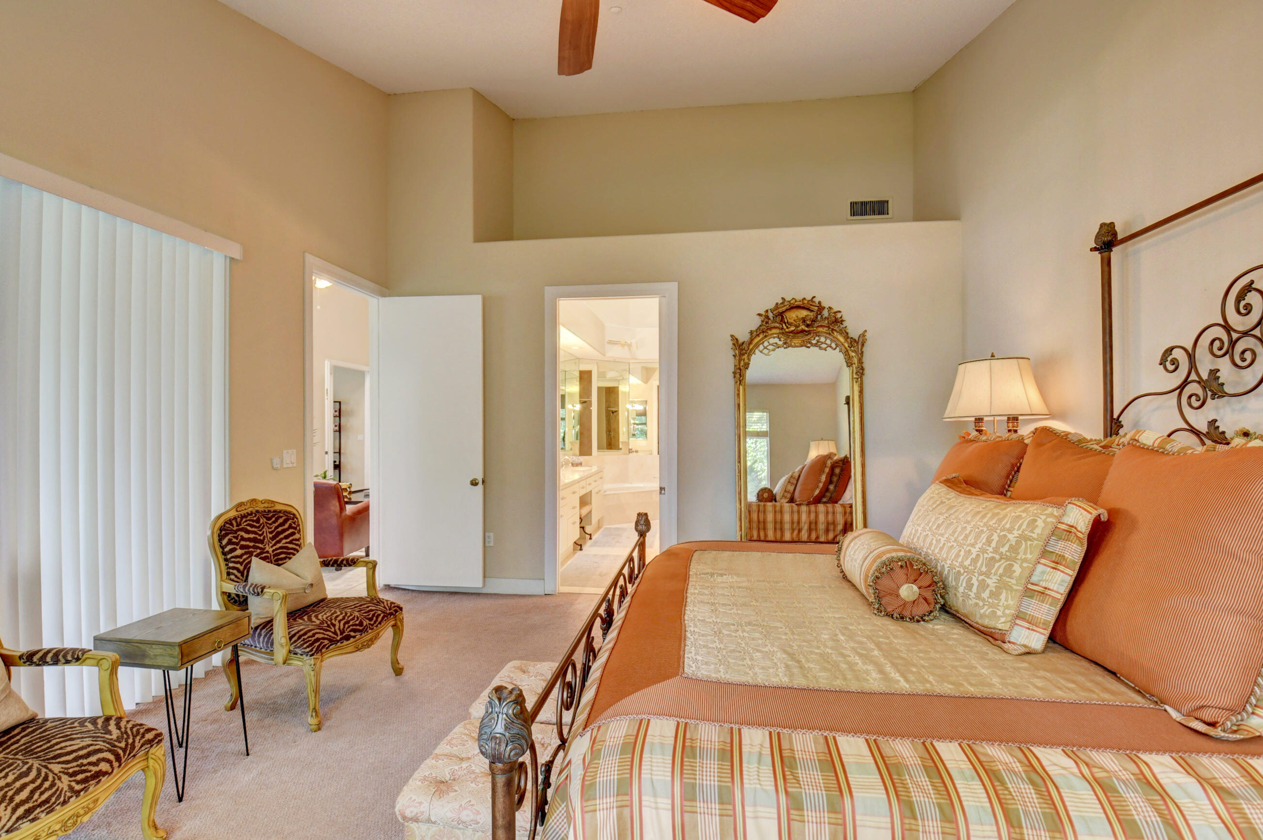 CLUBSIDE POINTE - Residential Lease