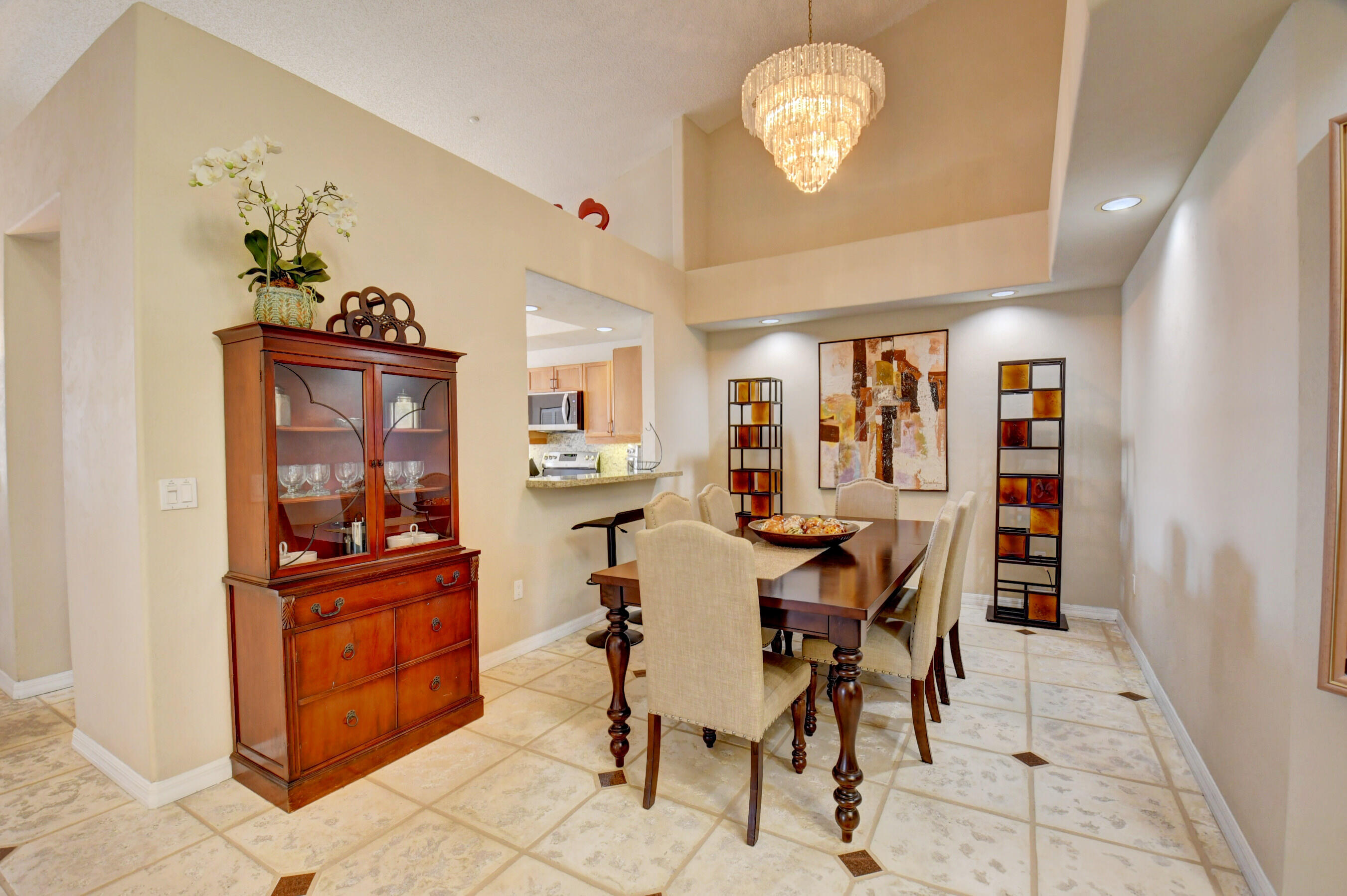 CLUBSIDE POINTE - Residential Lease