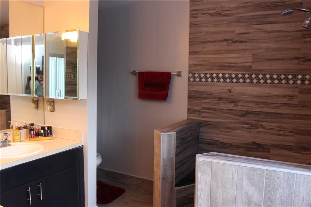 SAWGRASS EXCHANGE - Residential