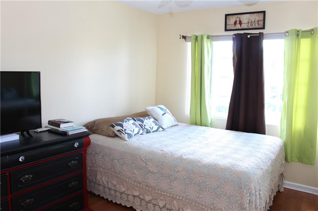 SAWGRASS EXCHANGE - Residential
