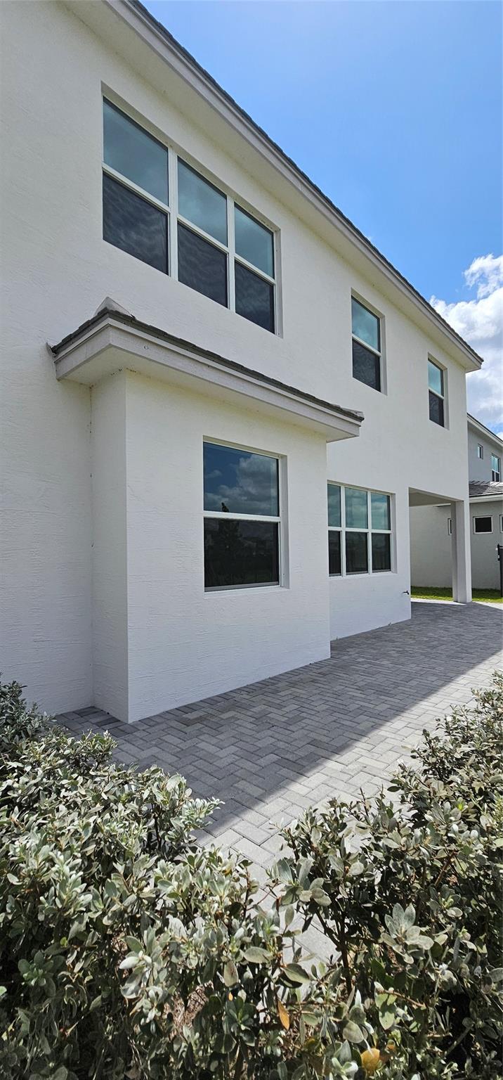 Orchards/Westlake Ph II - Residential Lease