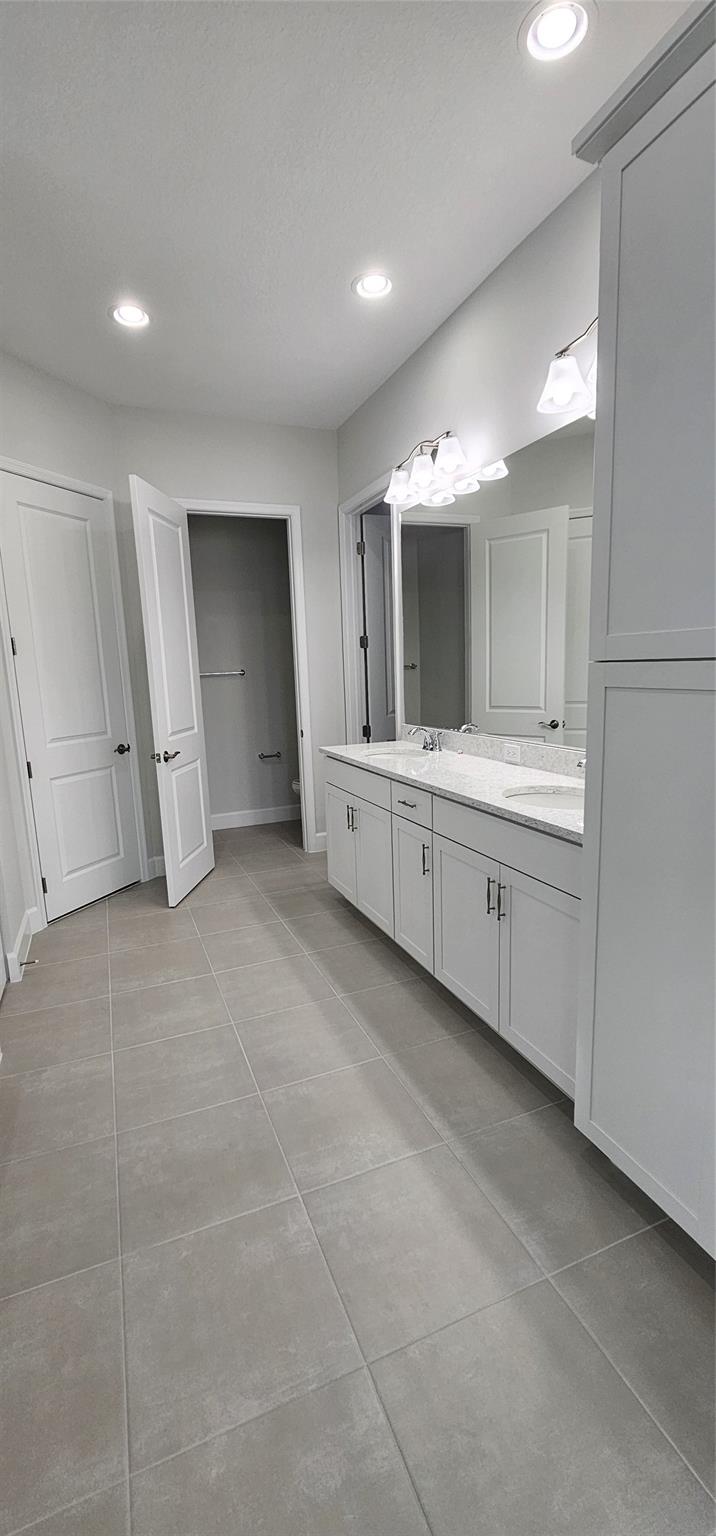 Orchards/Westlake Ph II - Residential Lease