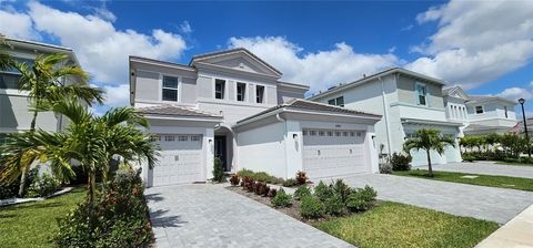 5461 Empire Dr Loxahatchee FL 33470