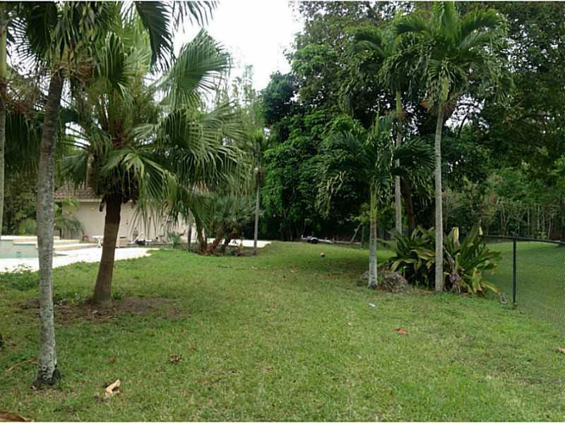 PINE TREE ESTATES - Residential