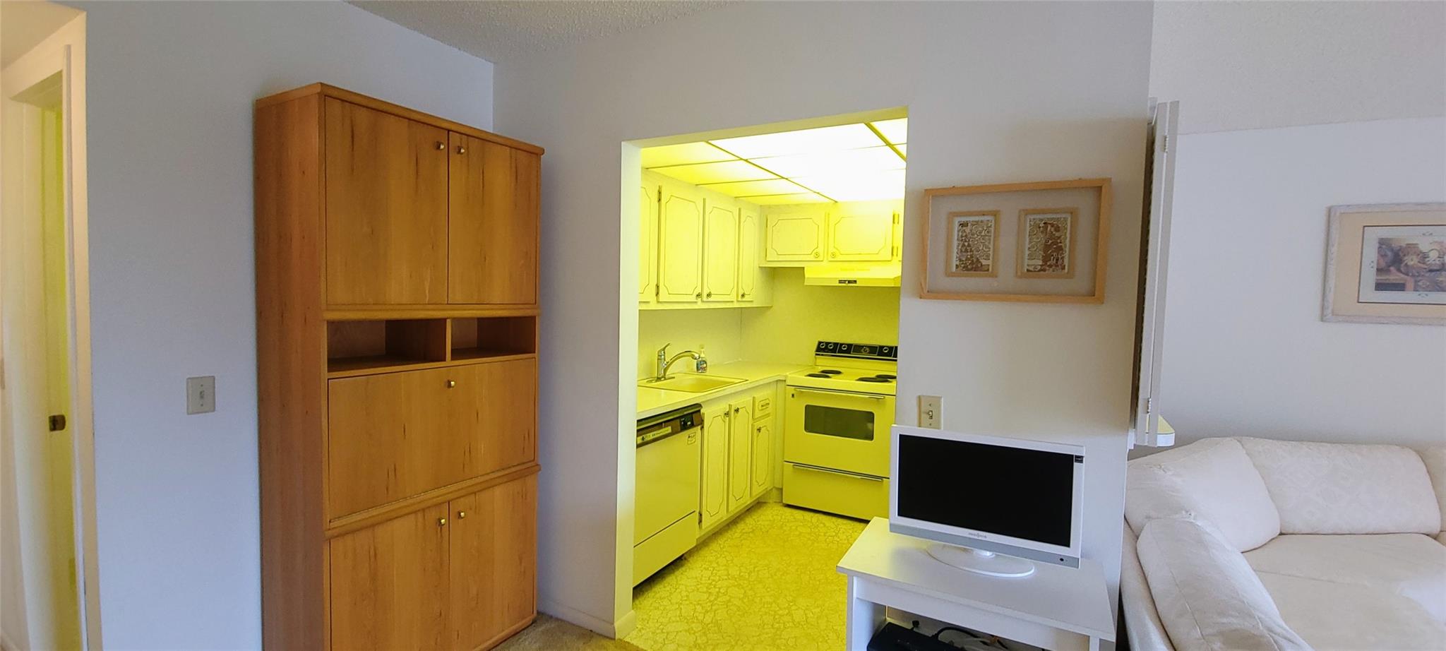 CENTURY VILLAGE WEST - Residential