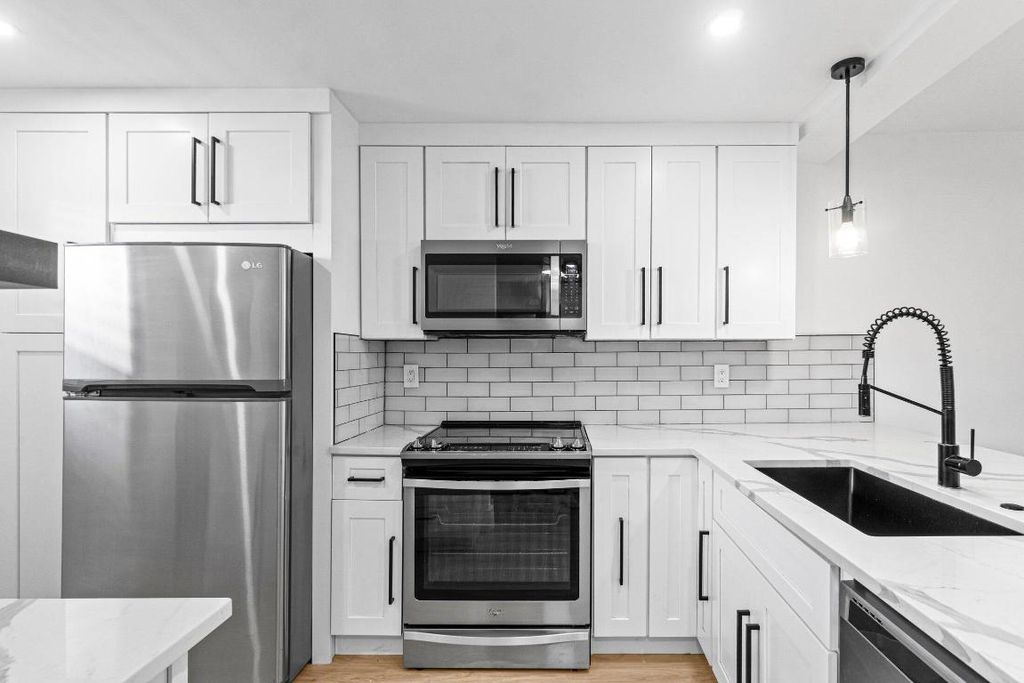 Photo of 2960 SW 22nd Avenue #8160, Delray Beach, FL 33445 (MLS # R11109861)