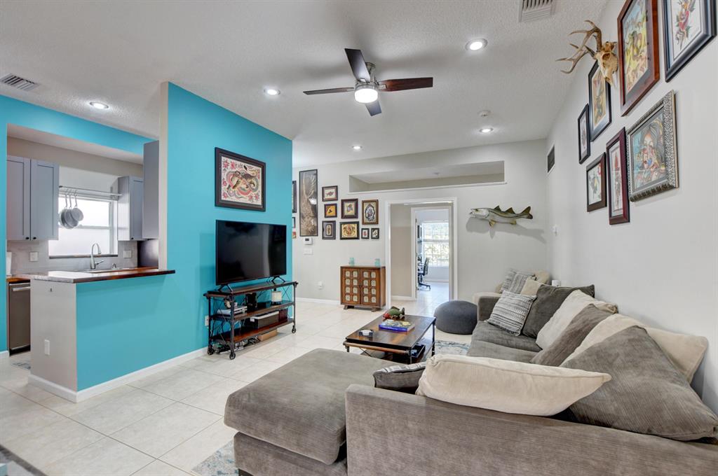 TRENDS AT BOCA RATON UNIT 2 - Residential