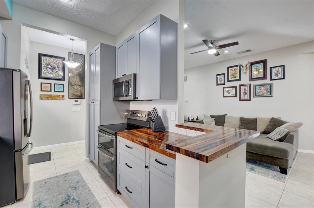 TRENDS AT BOCA RATON UNIT 2 - Residential