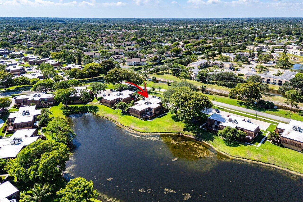 SHERWOOD LAKES - Residential