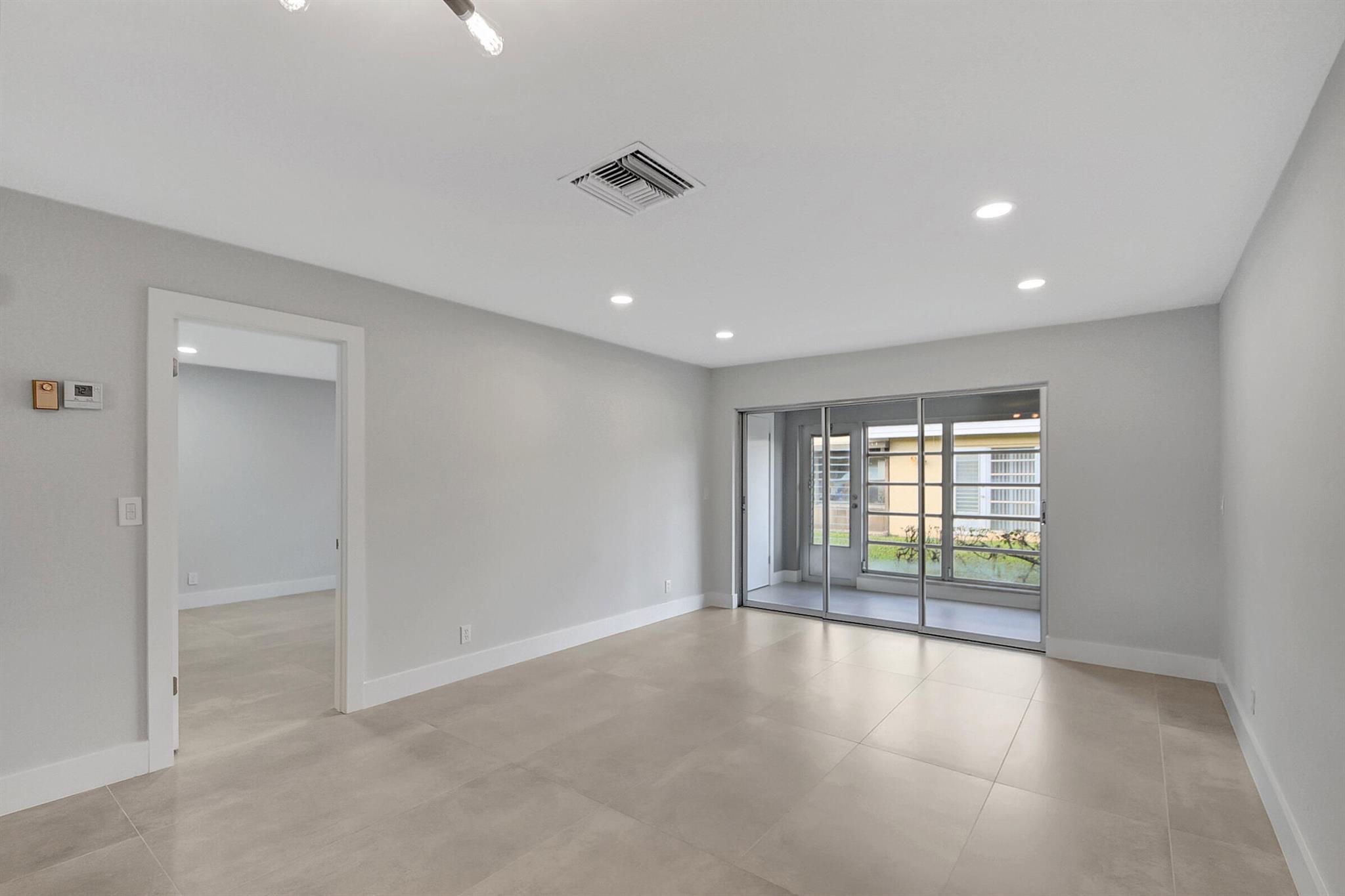 Palm Greens / PALM GREENS - Residential