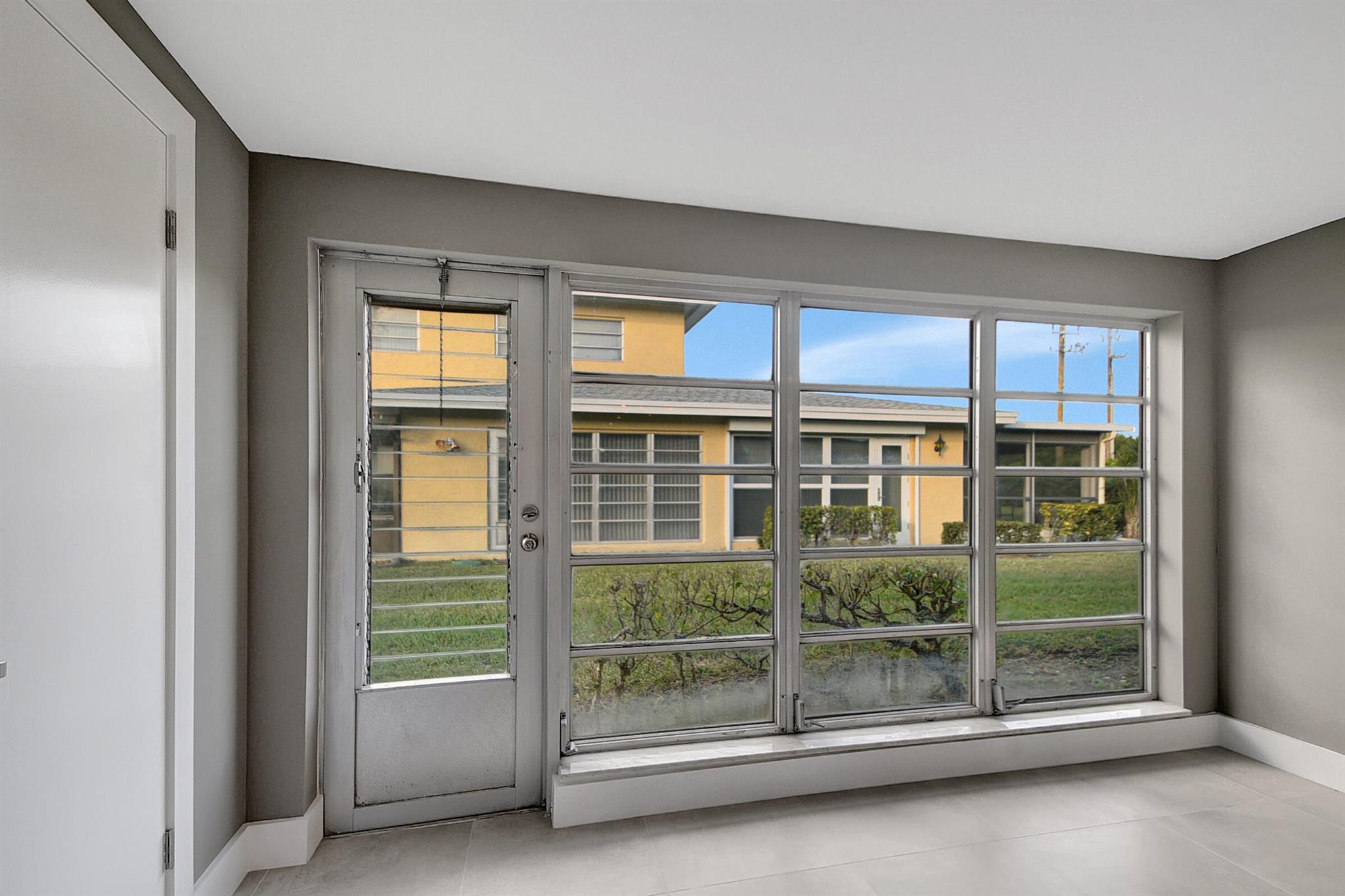 Palm Greens / PALM GREENS - Residential