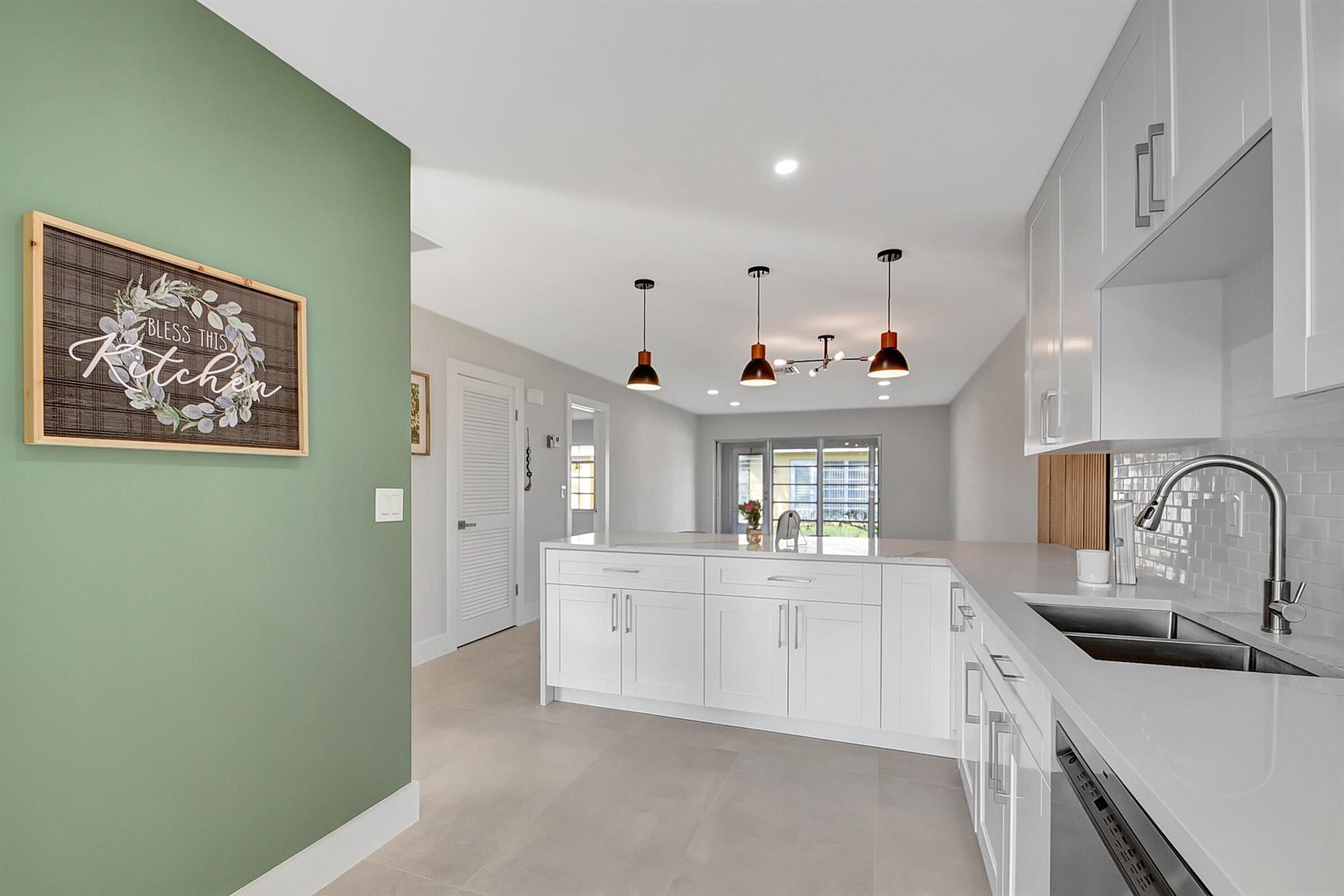 Palm Greens / PALM GREENS - Residential