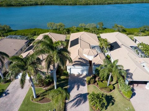 A home in Hutchinson Island