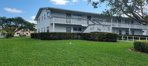 A home in Deerfield Beach