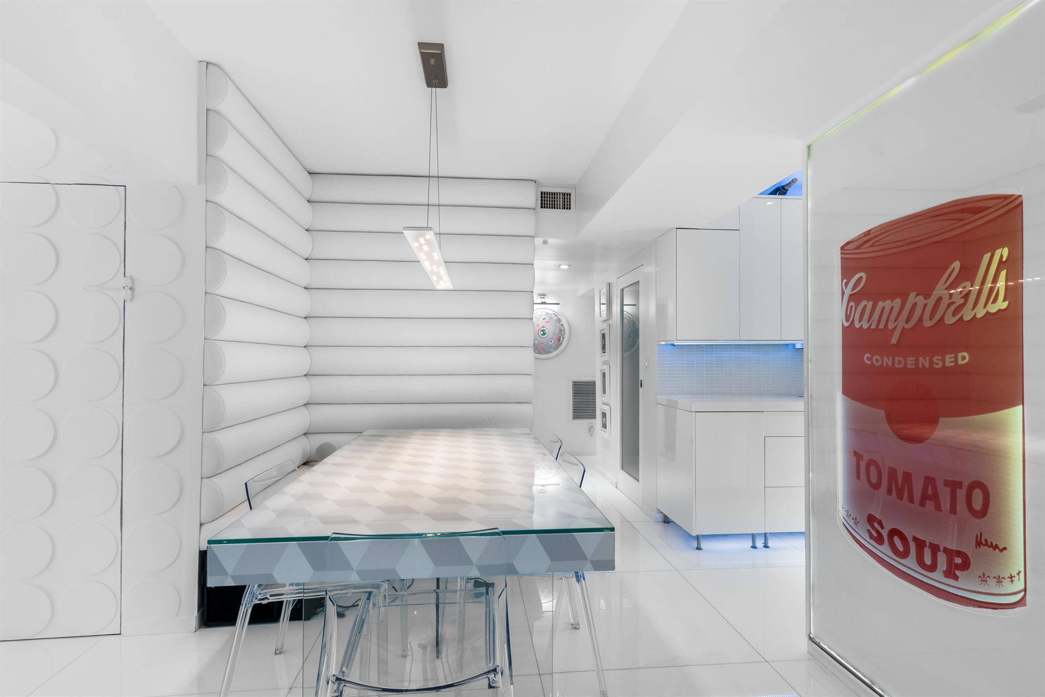 LINCOLN ROAD VILLAS SOUTH - Residential