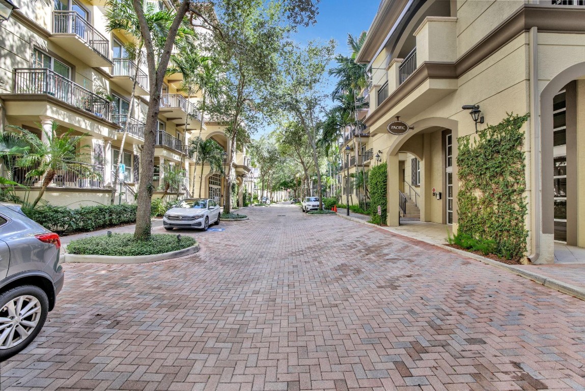 Wilton Station - Residential