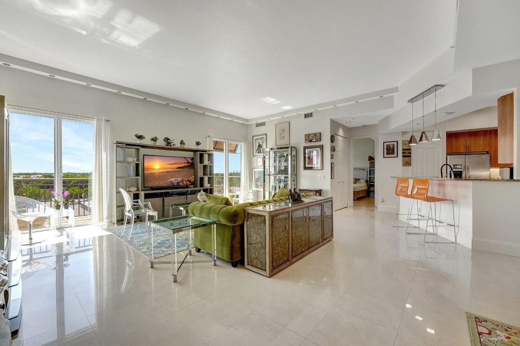 Photo of 2633 NE 14th Avenue #505, Wilton Manors, FL 33334 (MLS # F10545504)